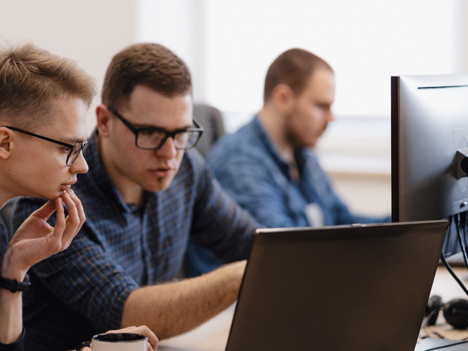 group-young-business-people-working-office